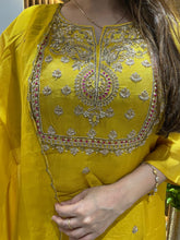 Load image into Gallery viewer, Yellow Hand Zardozi Suit