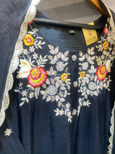 Load image into Gallery viewer, Black Dress