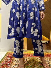 Load image into Gallery viewer, Chikankari Modal Satin Set