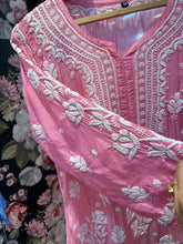 Load image into Gallery viewer, Chikankari Muslin Kurti