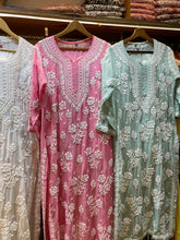 Load image into Gallery viewer, Chikankari Muslin Kurti