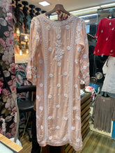 Load image into Gallery viewer, Chikankari kurta
