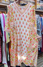 Load image into Gallery viewer, Printed Cream Dress