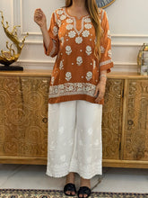 Load image into Gallery viewer, Chikankari Crepe Short Kurti