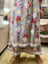 Load image into Gallery viewer, Blue Printed Pallazo Set