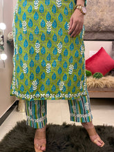 Load image into Gallery viewer, Light Green Printed Set