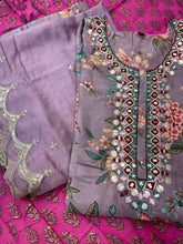 Load image into Gallery viewer, Purple Suit
