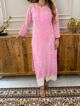Load image into Gallery viewer, Chikankari Self Work Kurta
