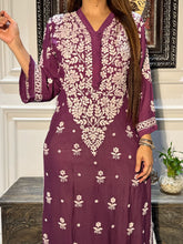 Load image into Gallery viewer, Chikankari Muslin Kurti
