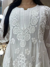 Load image into Gallery viewer, White Jasmine Kurti
