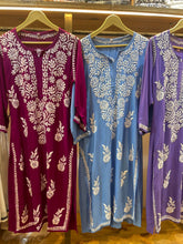 Load image into Gallery viewer, Lilac Ryon Kurti
