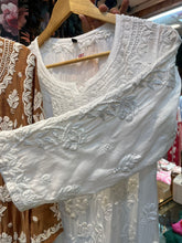 Load image into Gallery viewer, Chikankari Muslin Kurti
