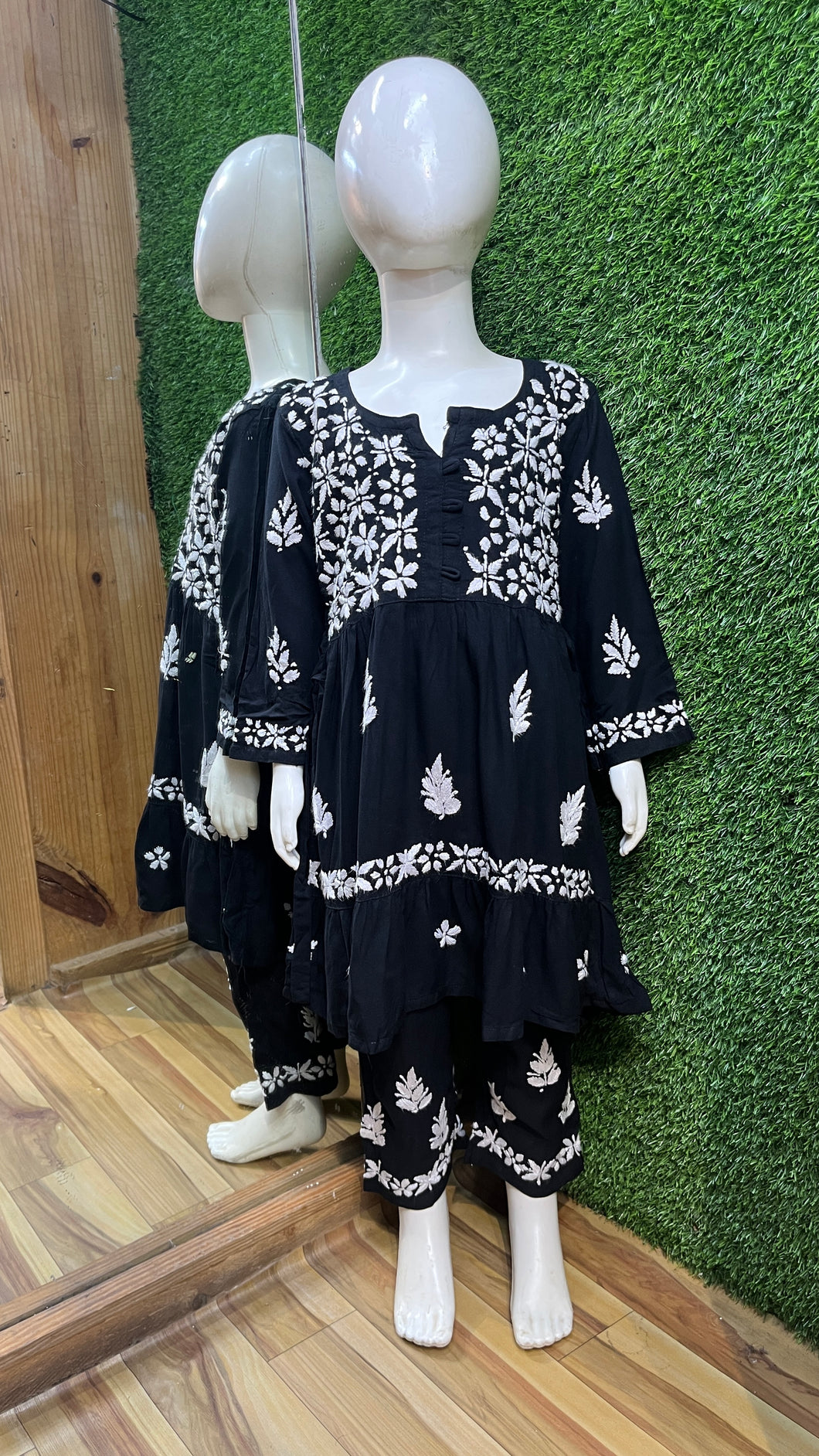 Chikankari Kid Set