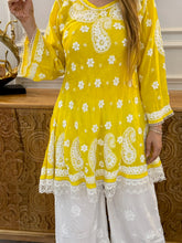 Load image into Gallery viewer, Muslin Short A line Kurti
