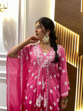 Load image into Gallery viewer, Chikankari Viscose Crepe Pink Kaftan
