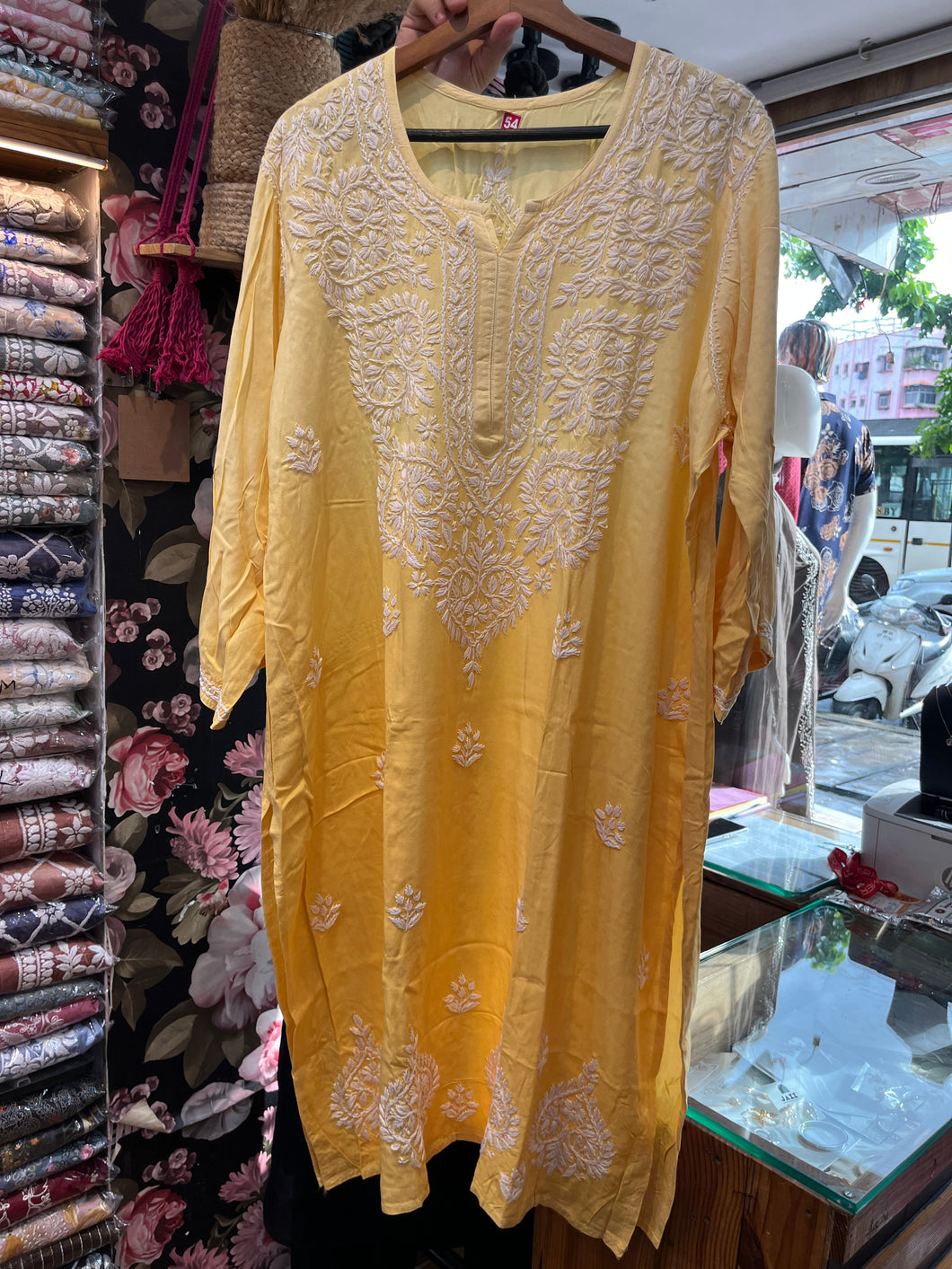 Chikankari Kurti