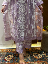 Load image into Gallery viewer, Chikankari Chanderi Set
