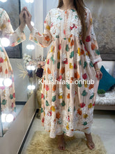 Load image into Gallery viewer, Printed Dress
