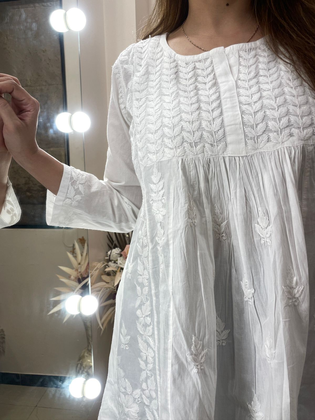 Buy White Kurtis & Tunics for Women by SEVA CHICKEN Online | Ajio.com