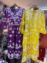 Load image into Gallery viewer, Soft chanderi Short Kurti
