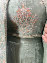 Load image into Gallery viewer, Green Co ord Set
