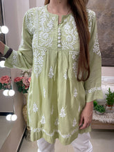 Load image into Gallery viewer, Short kurti
