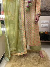 Load image into Gallery viewer, Printed Suit
